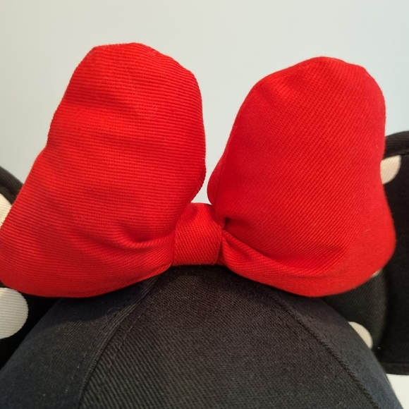 DISNEY Minnie Mouse Cap with Bow and Ears from Disneyland China - Picture 6 of 10